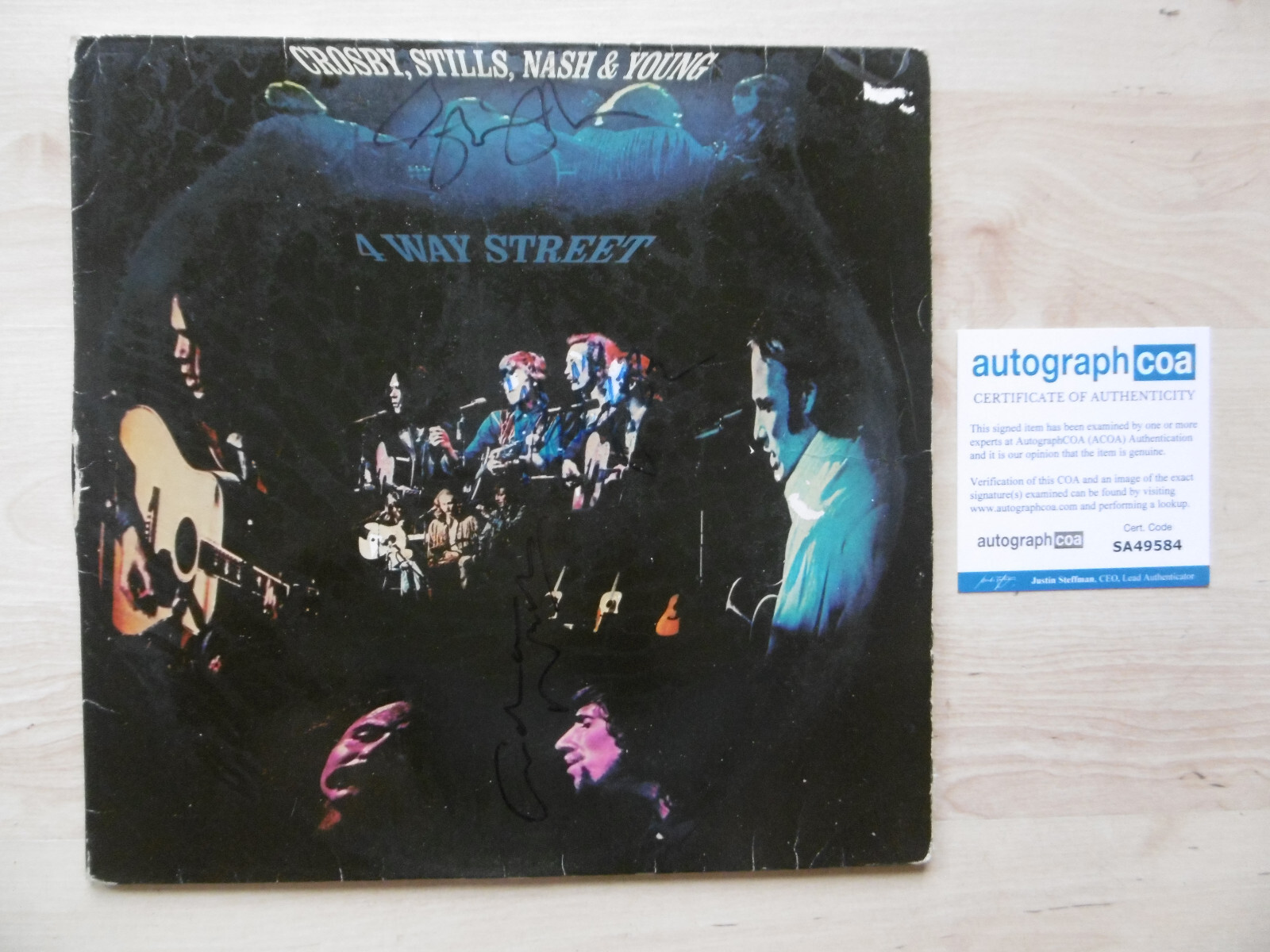 Crosby, Stills, Young & Nash Original Autographs Signed LP Cover Vinyl ACOA Crosby, Stills, Young & Nash Original Autographs Signed LP Cover Vinyl ACOA