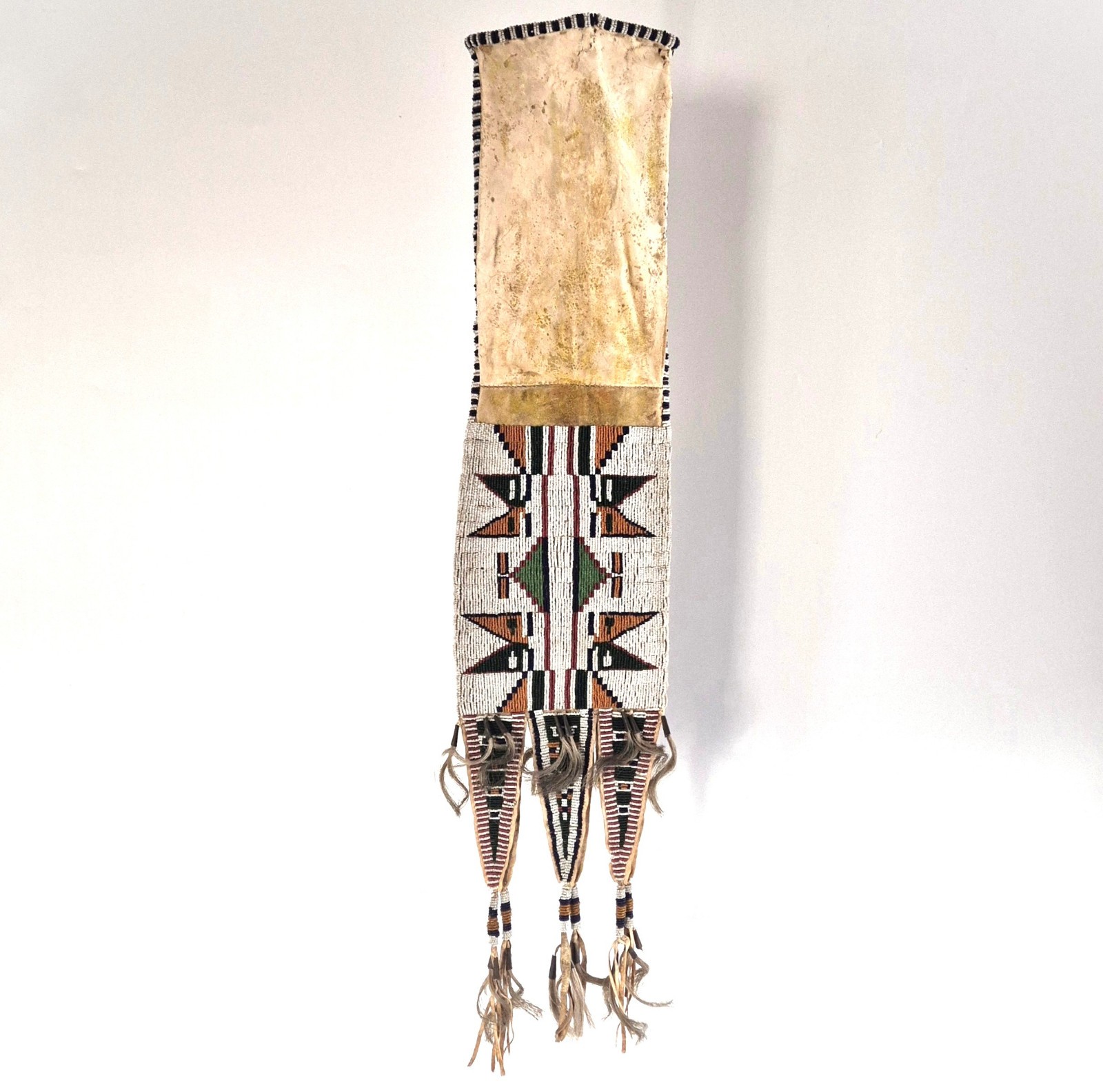Stunning Antique Central Plains (Arapaho / Sioux?) Beaded Pipe Bag, circa 1880s. Stunning Antique Central Plains (Arapaho / Sioux?) Beaded Pipe Bag, circa 1880s.
