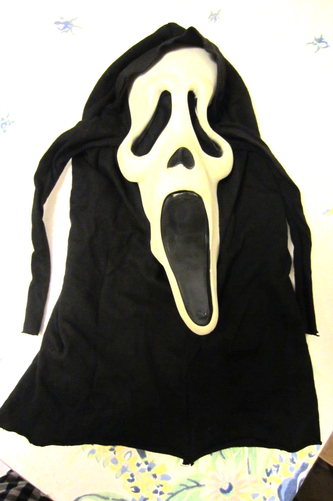 Scream Ghost Face Mask FUN WORLD DIV Vintage 1996 Scream Ghost Face Mask FUN WORLD DIV Vintage 1996
