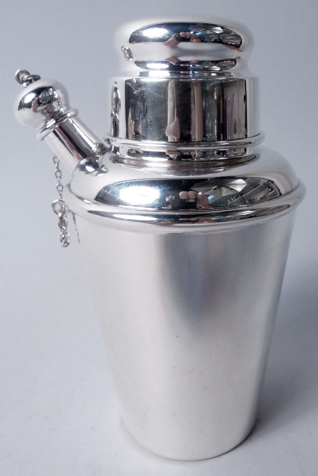 Cartier Shaker Modern Mini Martini Cocktail Barware American Sterling Silver Cartier Shaker Modern Mini Martini Cocktail Barware American Sterling Silver