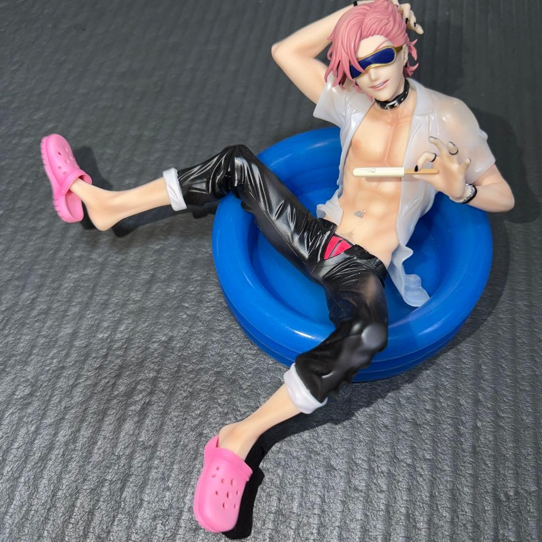 Yarichin Bitch Club Ayato Yuri Figure Chara-ani Toy's Works Limited NO BOX Gun Yarichin Bitch Club Ayato Yuri Figure Chara-ani Toy's Works Limited NO BOX Gun