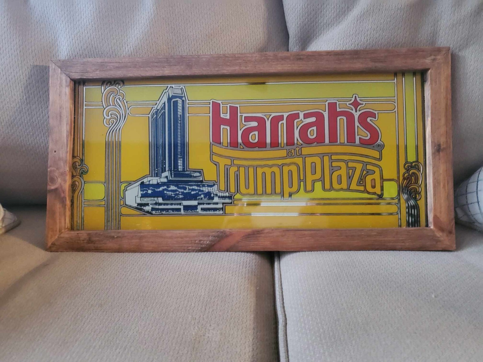 Harrah's at Donald TRUMP PLAZA Casino Slot Cut Glass Poker Man Cave Framed Sign Harrah's at Donald TRUMP PLAZA Casino Slot Cut Glass Poker Man Cave Framed Sign