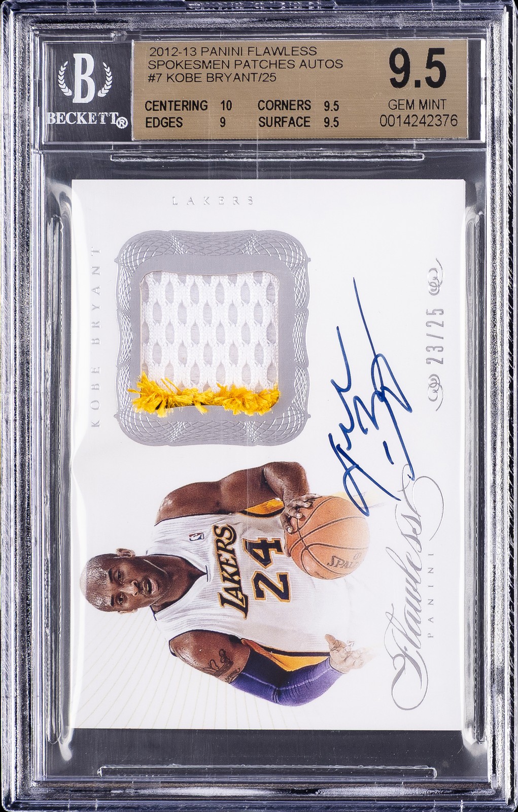 2012-13 PANINI FLAWLESS SPOKESMAN PATCHES AUTOS #7 KOBE BRYANT BGS 9.5