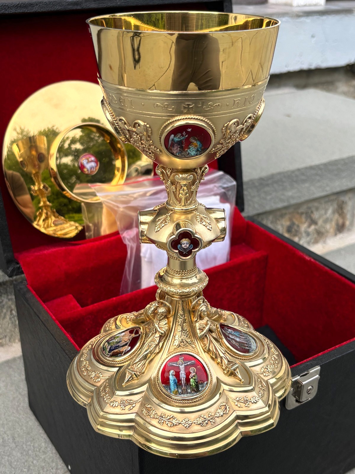 + Vintage Antique All French Silver Enameled Gothic Chalice & Paten Set (CU100)