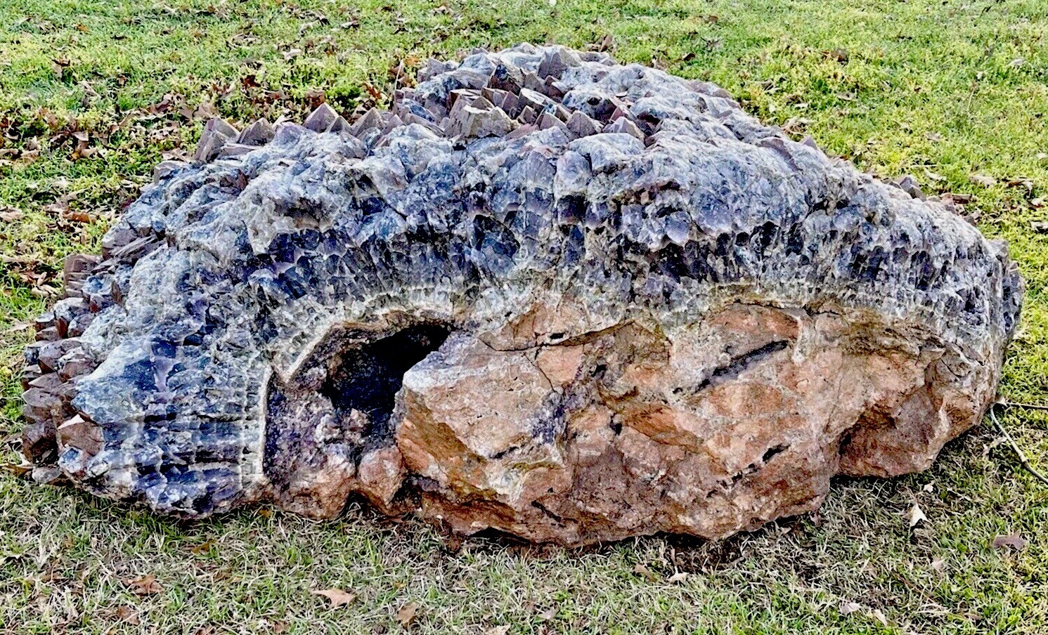 ⭐ 5-Ton Auralite-23 Boreal Amethyst Geode – Rare Chevron Crystal Cluster TX ⭐ 5-Ton Auralite-23 Boreal Amethyst Geode – Rare Chevron Crystal Cluster TX