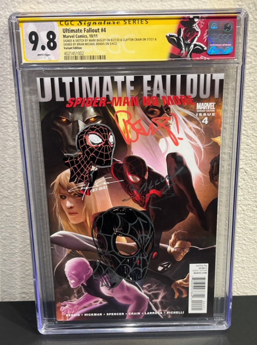 🕸 ULTIMATE FALLOUT #4 CGC 9.8 VARIANT 1ST 1st APP MILES MORALES 3x SIGNED 🕸 🕸 ULTIMATE FALLOUT #4 CGC 9.8 VARIANT 1ST 1st APP MILES MORALES 3x SIGNED 🕸