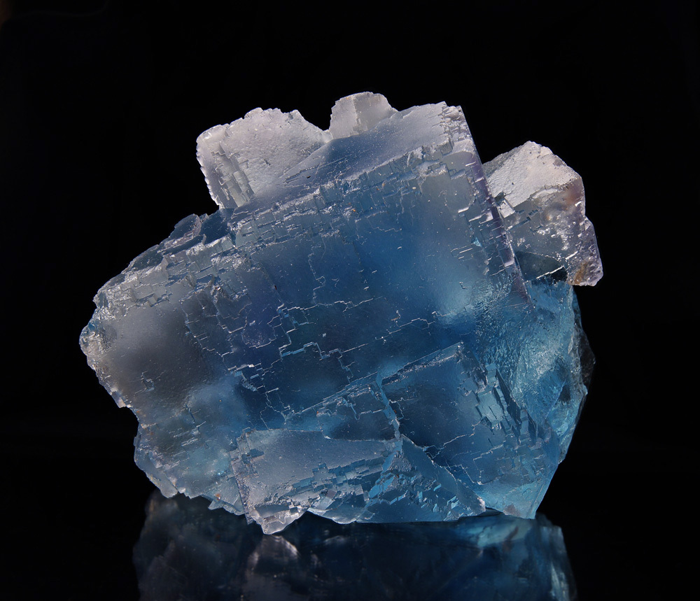 Huge gemmy blue Fluorite crystals from La Viesca Mine - Spain Huge gemmy blue Fluorite crystals from La Viesca Mine - Spain