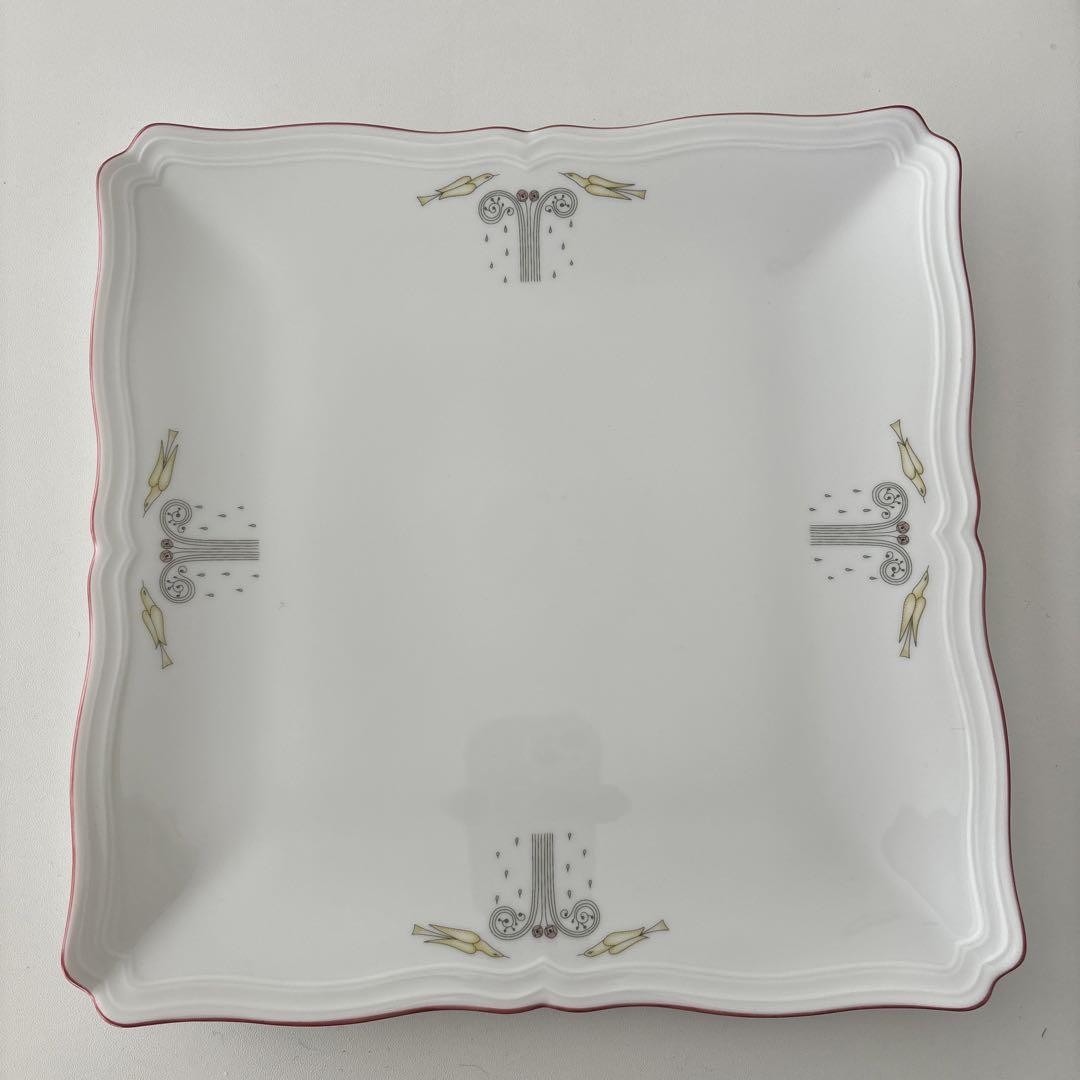 Brand new and unused ☆ Mina Perhonen Richard Ginori GAIA Gaia ANT square plate