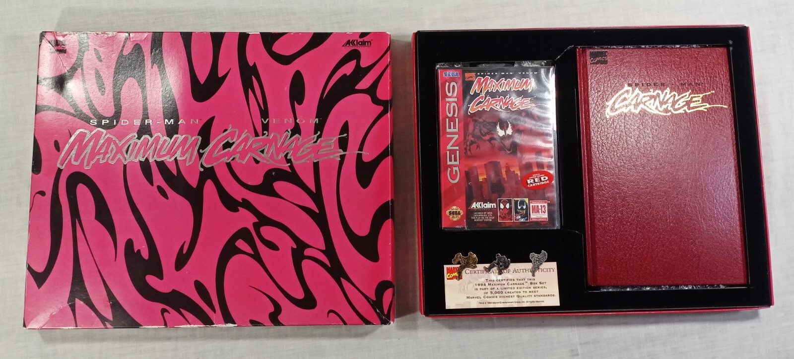 Spider-Man Venom Maximum Carnage Sega Genesis Hardcover HC Pins COA 1994 Box Set Spider-Man Venom Maximum Carnage Sega Genesis Hardcover HC Pins COA 1994 Box Set